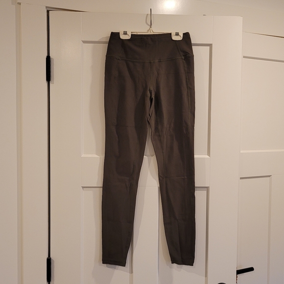 Workout Legging Bundle - Picture 4 of 4